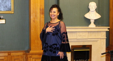 Елена Дога
